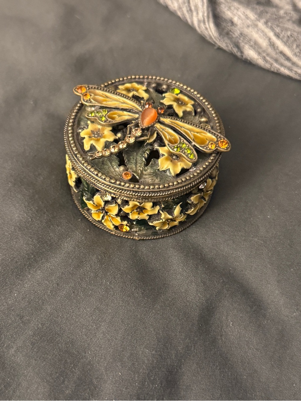 Vintage Bejeweled Dragonfly Trinket Box – Enameled Floral Round Jewelry Box